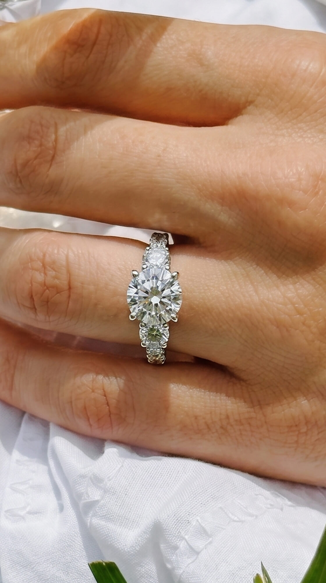 ARTEMIS THREE STONE RING